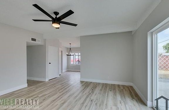 5th image of 1104 King Richard Ave #B