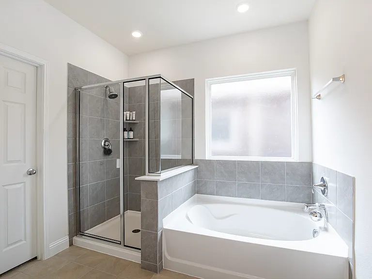 715 Parkside Dr — Photo 21