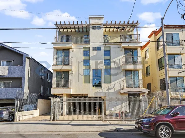 12042 Hart St #5, North Hollywood, CA 91605