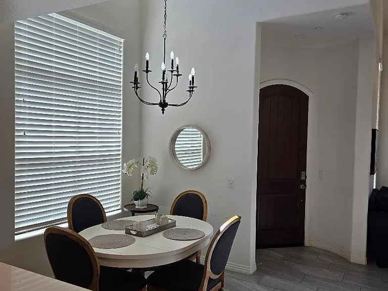52430 Hawthorn Ct — Photo 12
