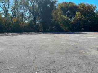 W Bramlett Rd, Greenville, SC 29611