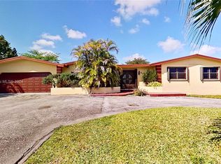 8965 SW 126th Ter, Miami, FL 33176