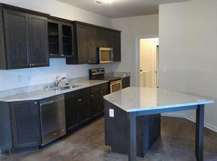 4836 S Lynn Dr, New Berlin, WI 53151