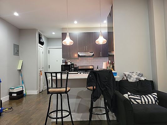 4th image of 1427 Eastern Pkwy #4D