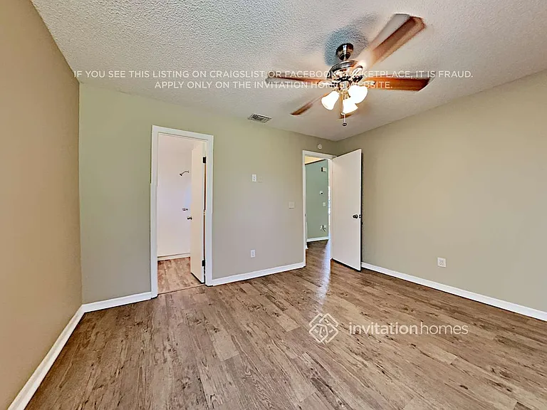 1082 Leeward Dr — Photo 8