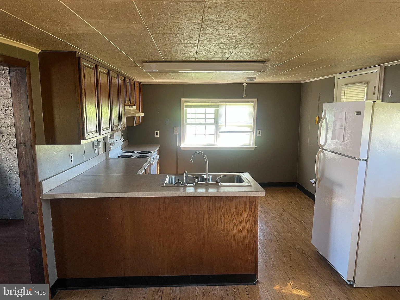 2 bed, 1.0 bath, 800 sqft, $1,200 — Photo 4