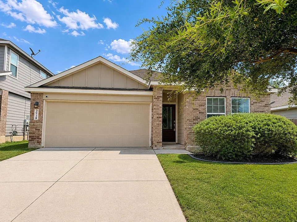 3918 Stanley Park