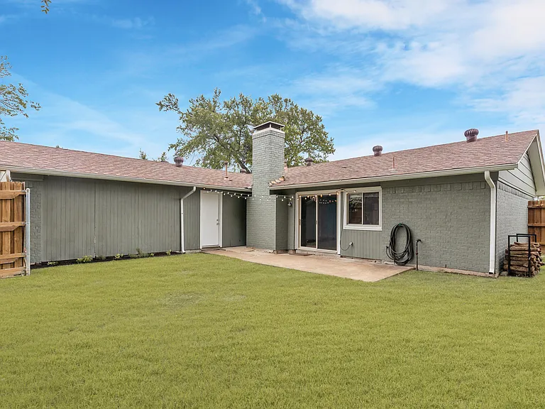 2609 Charter Oak Dr — Photo 26