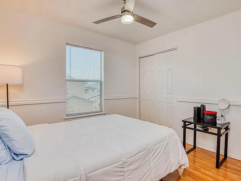 5249 Jose Cardenas Ln — Photo 25