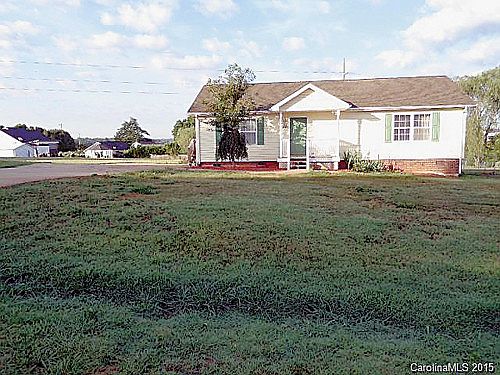 1st image of 2737 River Village Ln