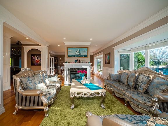 3rd image of 15775 39a Ave
