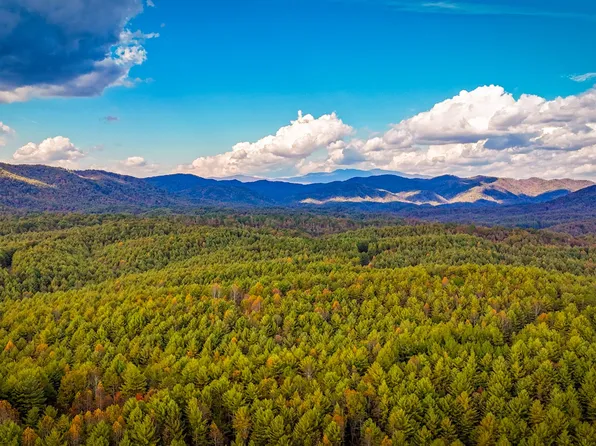 0 Carsons Way, Collettsville, NC 28611