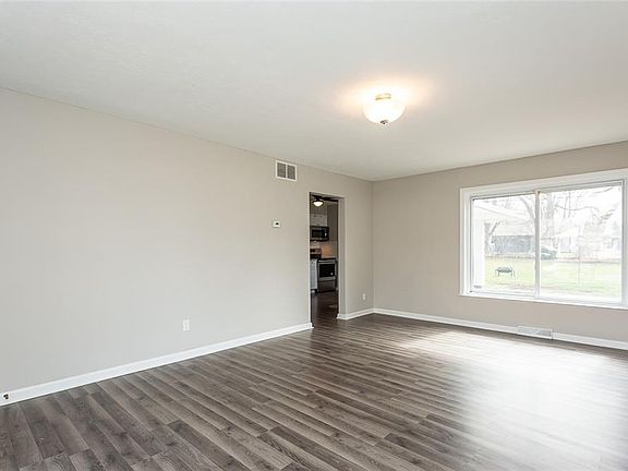 3rd image of 9107 Manorford Dr
