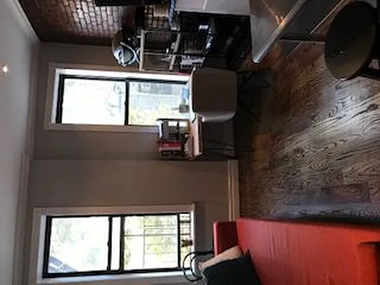 Rented by Yael Dunsky Real Estate | media 28