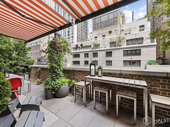 5th image of 120 W 58th St Frnt A