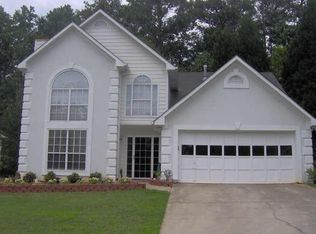 2995 Shady Woods Cir, Lawrenceville, GA 30044