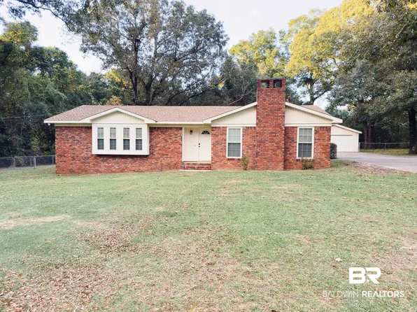 9950 Jamaica Rd S, Semmes, AL 36575