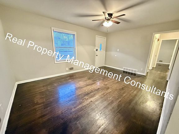 3rd image of 6938 Spruce Ave