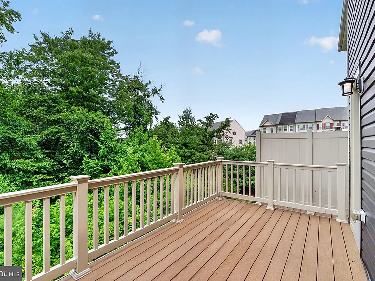 7906 Marietta Dr — Photo 17