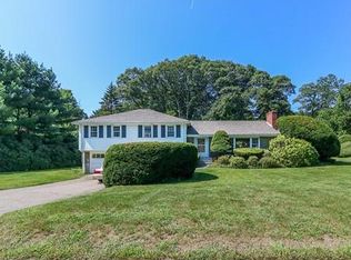 10 Orchard Cir, Westwood, MA 02090