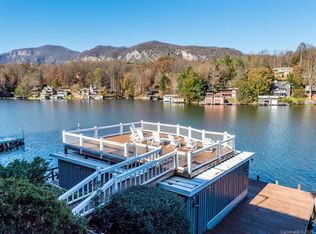 201 Lakeview Dr, Lake Lure, NC 28746