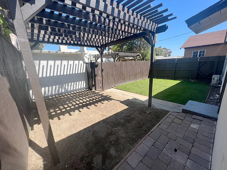 3572 Nile St — Photo 24