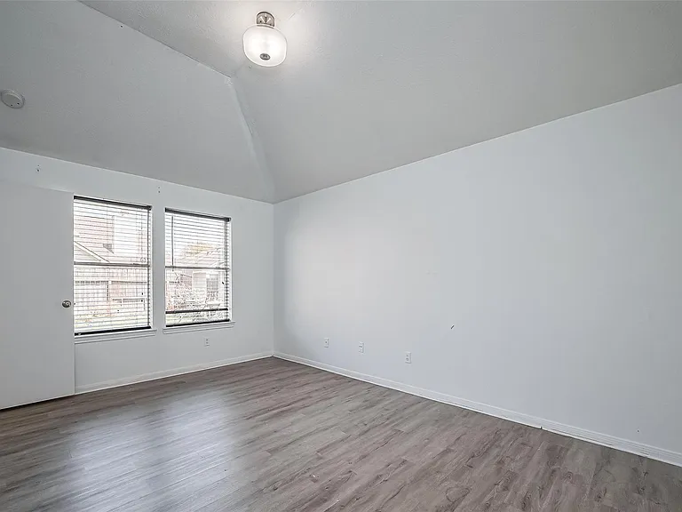 17046 Applecross Ln — Photo 25
