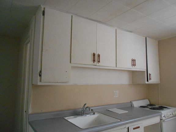 4th image of 7623 N Us Highway 31 APT 13