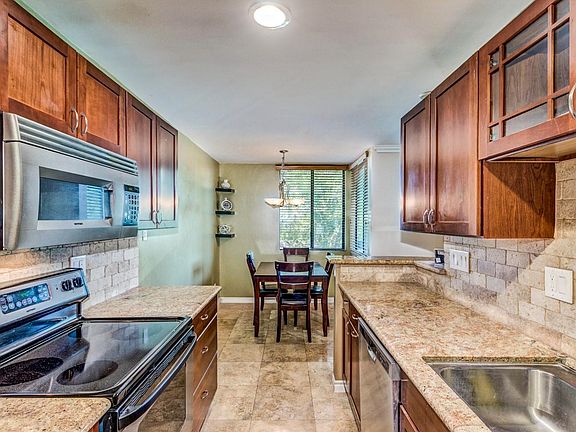 4120 N 78th St Apt 206