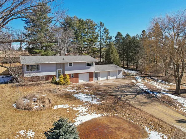 2552 State Highway 92, Mount Horeb, WI 53572