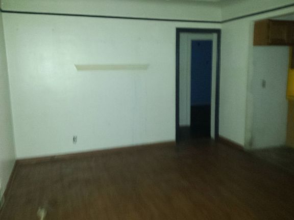 5th image of 51 W Josephine St