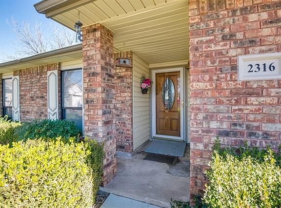5th image of 2316 Foxglen Ct