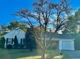 19 Redding Ridge Dr, Gaithersburg, MD 20878