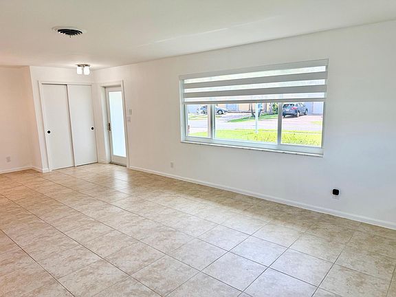 5th image of 617 SE 8th Avenue