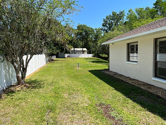4th image of 17933 Eagle Ln
