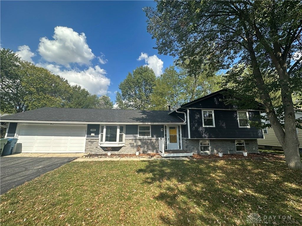 Real estate listing image