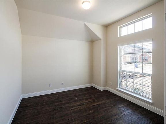 5th image of 5629 Barrique Blvd