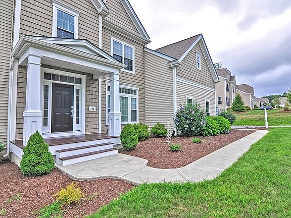 3rd image of 124 Hemmingway Pl