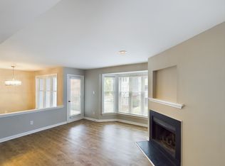 1041 Wirewood Dr APT 201, Raleigh, NC 27605