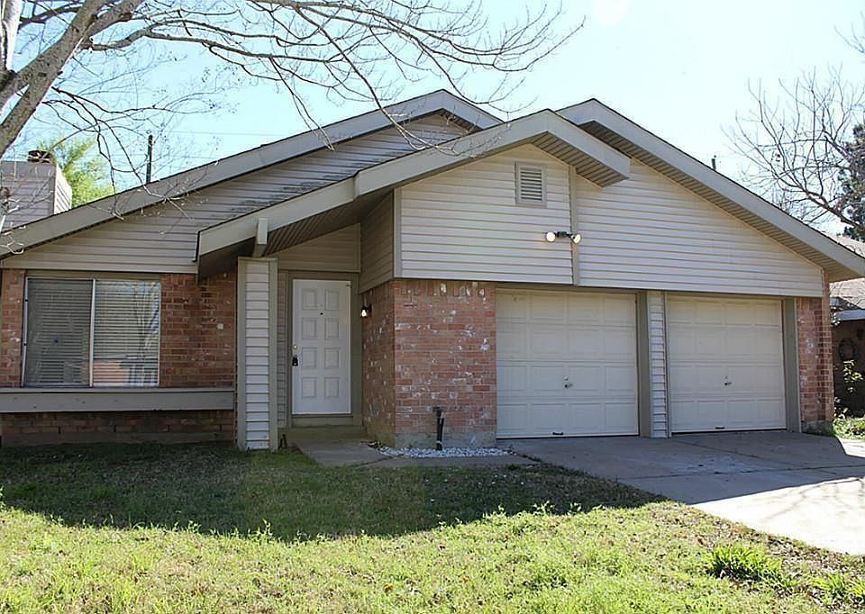 1st image of 19743 Coppervine Ln