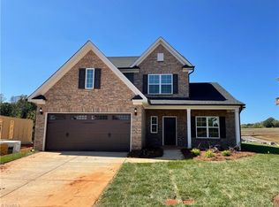 5772 Clouds Harbor Trl, Clemmons, NC 27012