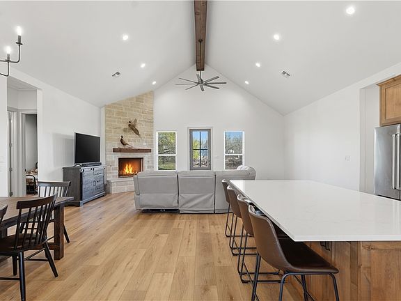 4th image of 1130 Church Rd