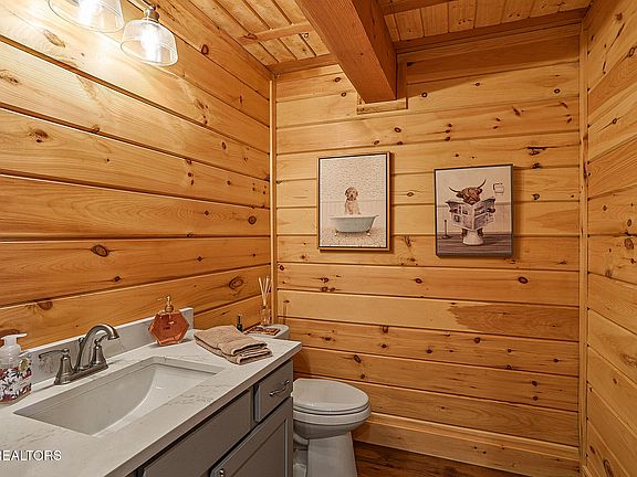 21st image of this home