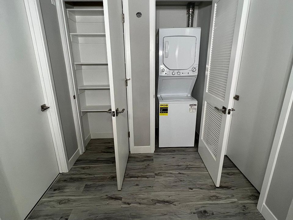 Washer and dryer in unit. Lot's of storage.