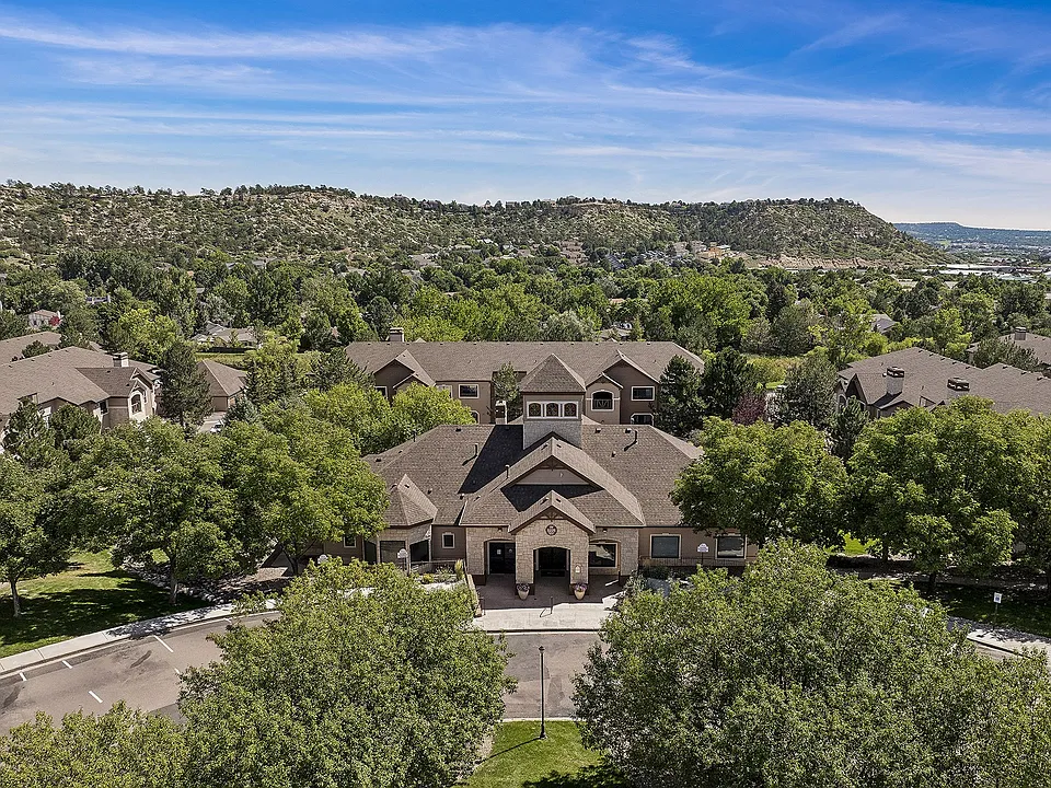 Grand Centennial Apartments