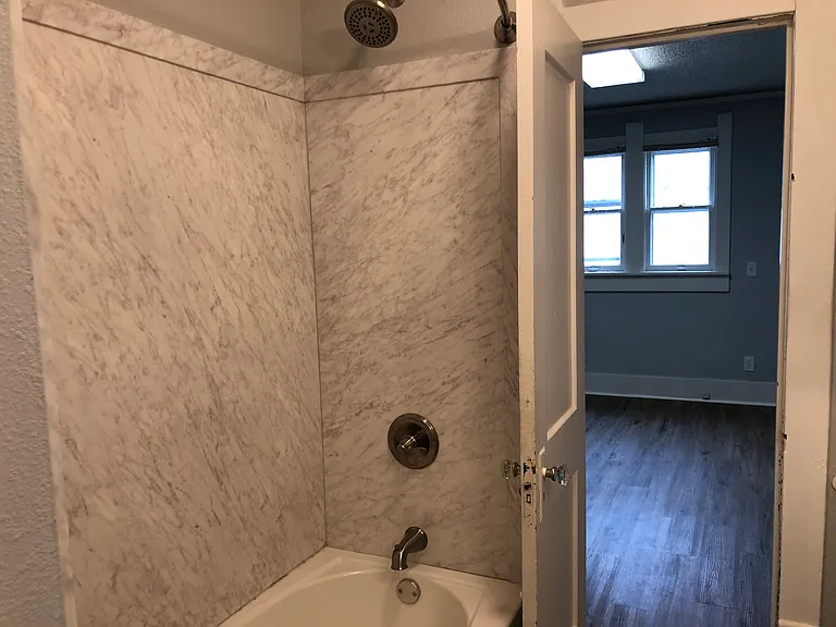 404 S Grant St #A — Photo 11