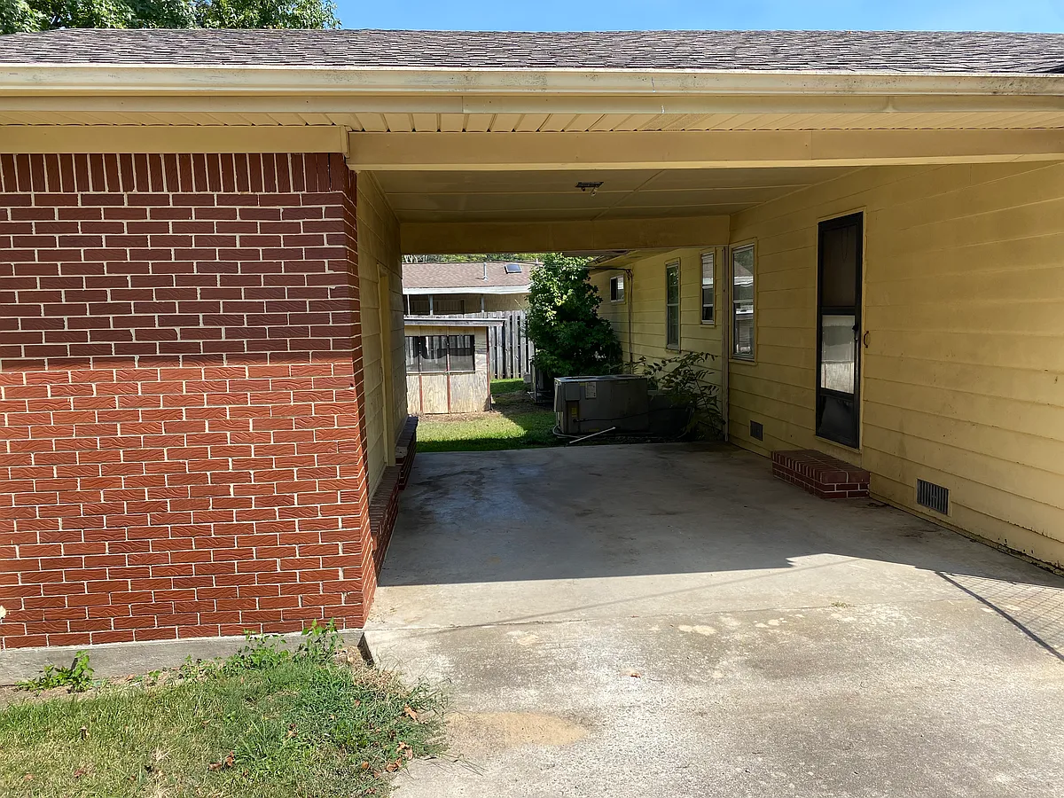 Building Photo - 1517 Grape St NW #1519