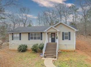 220 Arrow Ln, Lavonia, GA 30553