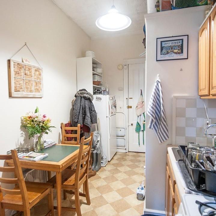 2nd image of 62 4th Pl APT 1A