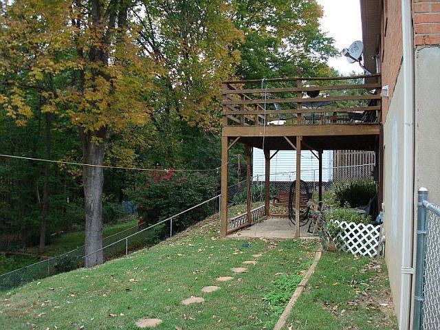2nd image of 724 Auburn Pl